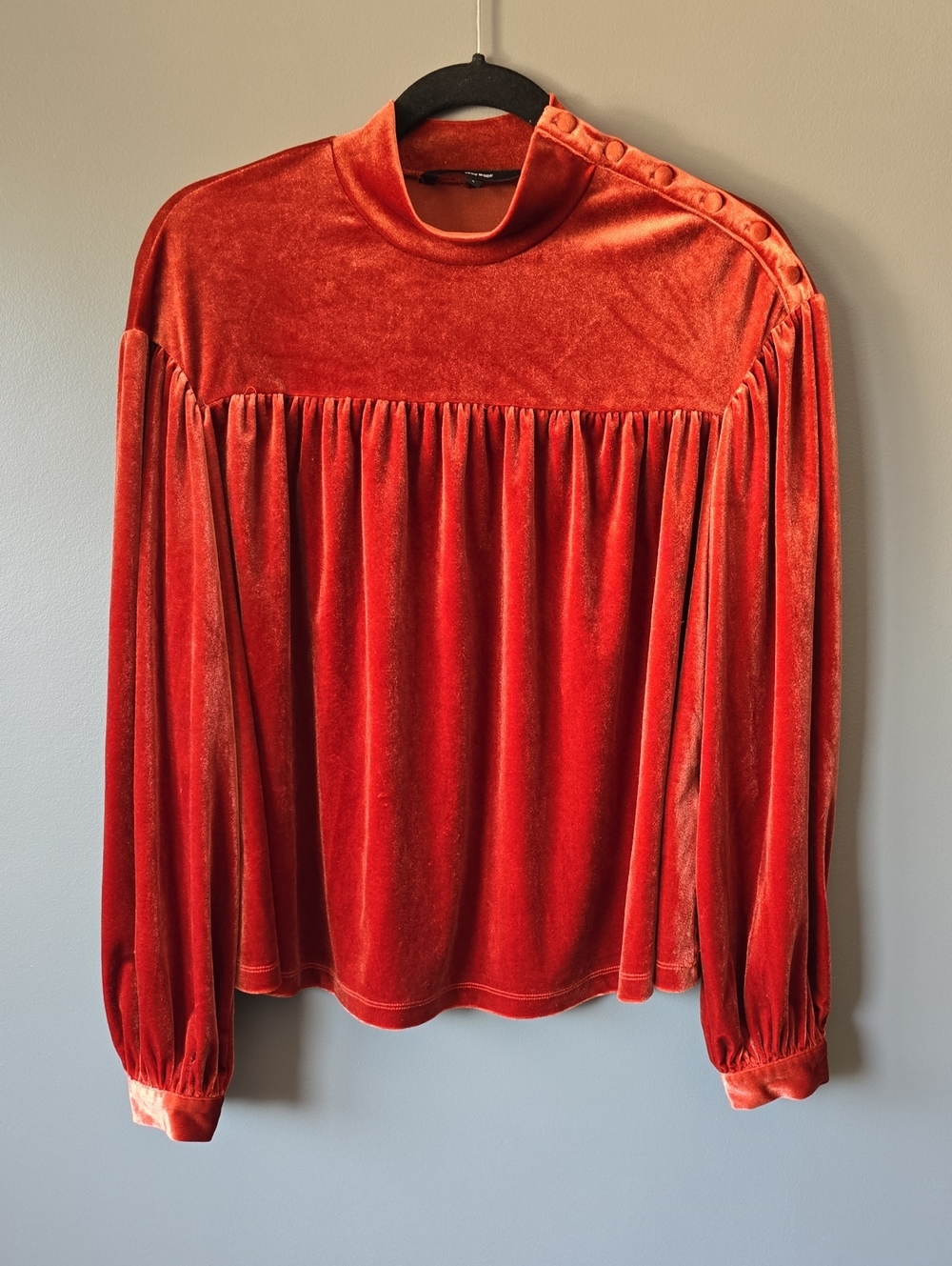 VERO MODA Velvet High-Neck Blouse - Bright Orange